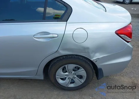 2013 Honda Civic Lx z USA, uszkodzony, nr VIN 2HGFB2F50DH542687